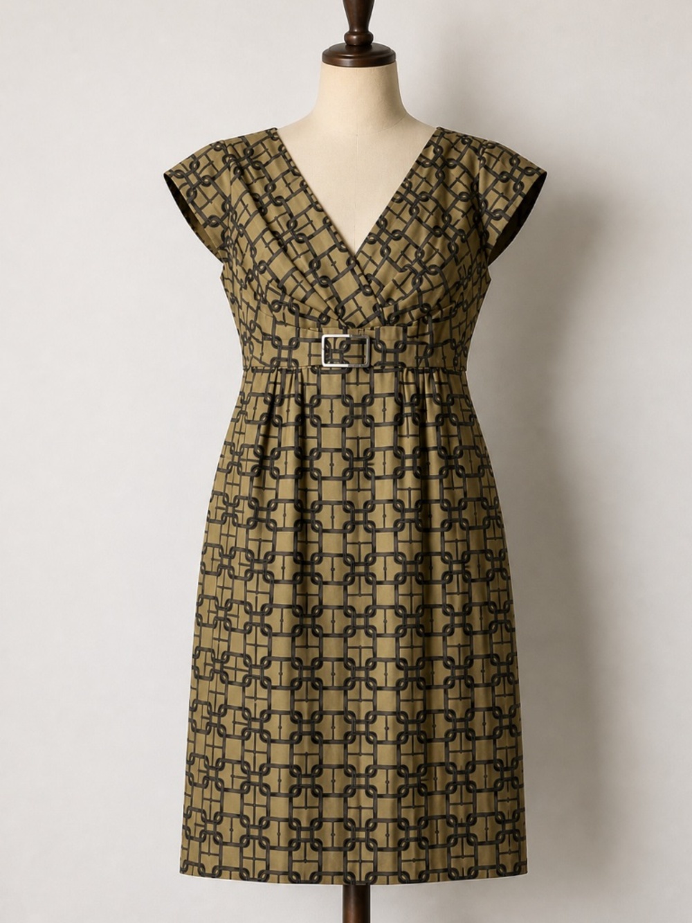 100 % Silk Tahari  Dress Beige & Deep Gray Chain Print Structured Waistband SZ 8